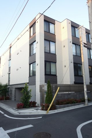 グローリオシェルト池袋2の外観