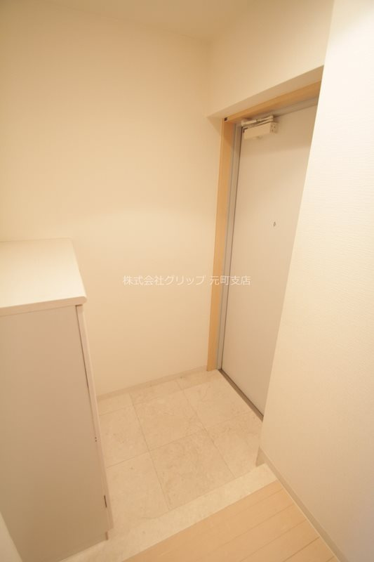 スパシエルクス横浜の玄関