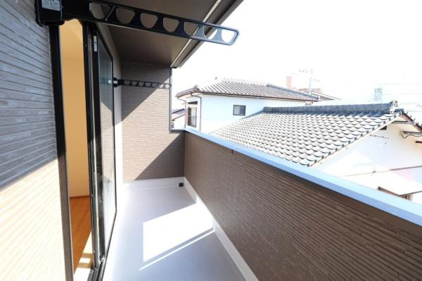 宮崎市恒久９期ー２　新築戸建のバルコニー|【バルコニー】
雨の日も安心な南向きインナーバルコニー！