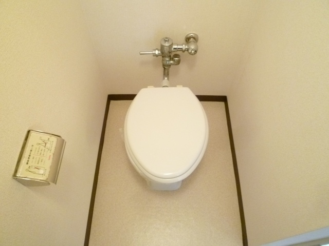 沢村マンションのトイレ