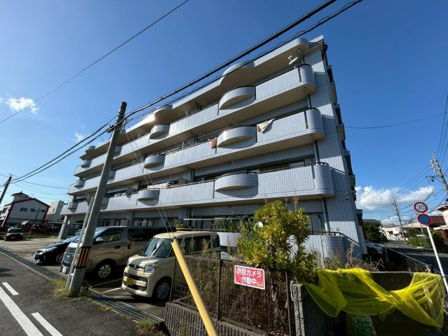 東海市富木島町伏見２丁目の賃貸マンションの外観