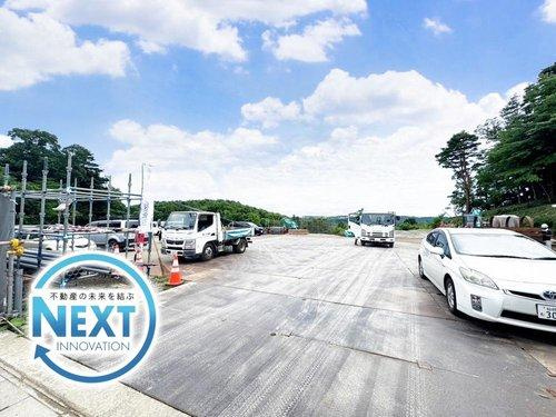 青葉区国見6丁目大型分譲地の前面道路含む現地写真|どの邸宅にもたっぷりと陽光が注ぎ、心地よく風が通り抜けるよう、こだわり抜いた区画設計◎