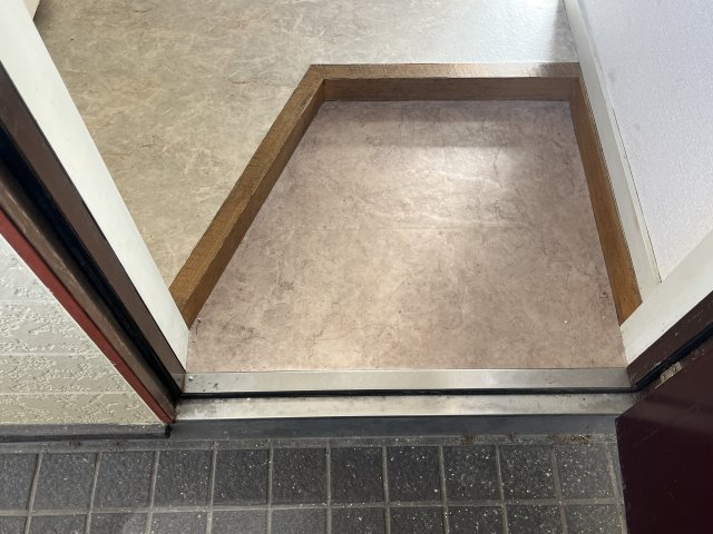 MISTRAL神屋町WESTの玄関