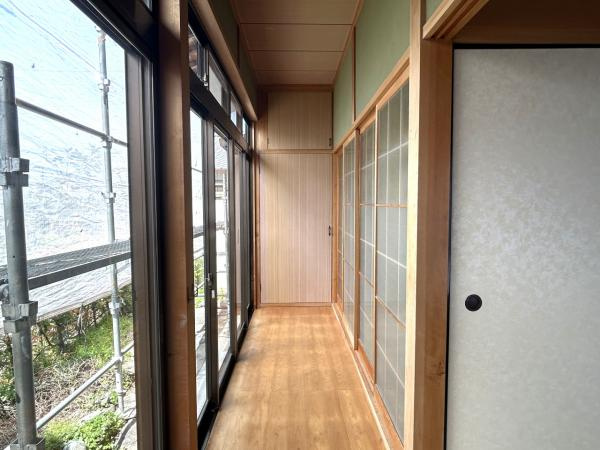西条市中野734-2　中古の玄関