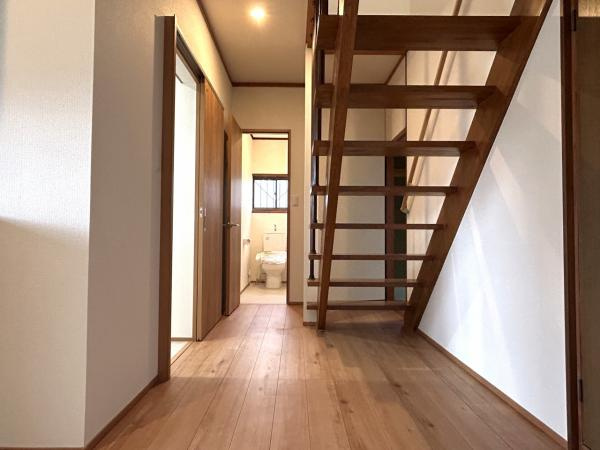 西条市中野734-2　中古の内装