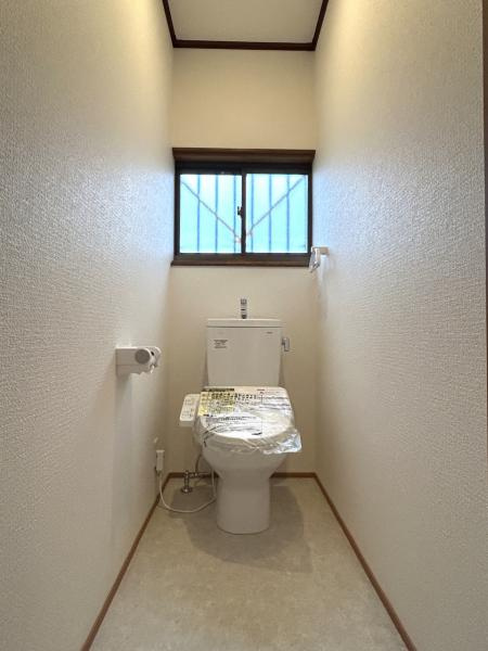 西条市中野734-2　中古のトイレ