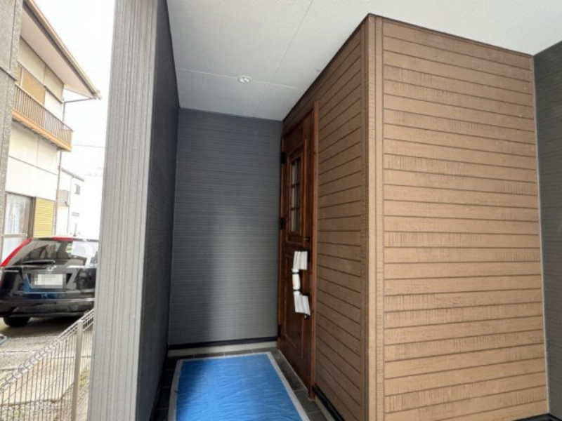 流山市流山５丁目新築戸建【流山小学校：3分】のエントランス|エントランス・玄関ポーチ