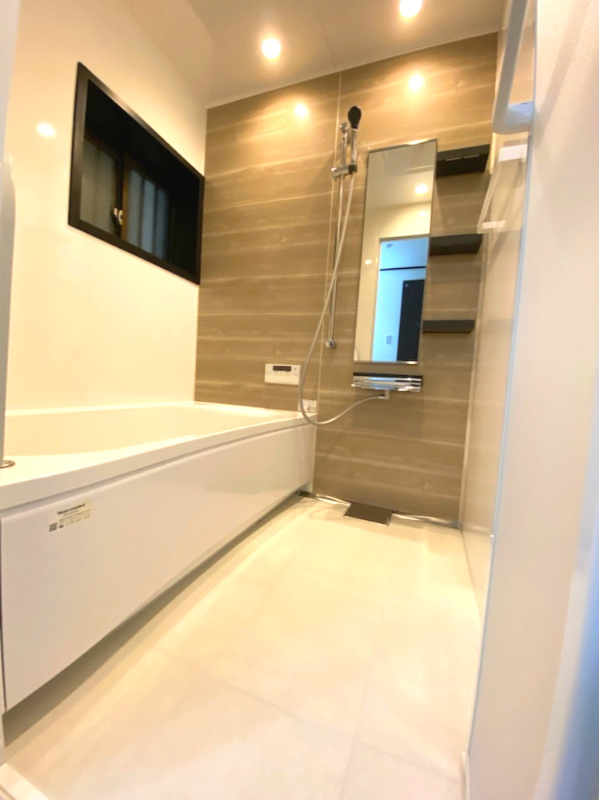 サン・タウン深野北１丁目の浴室|■新品のお風呂ですよ♪