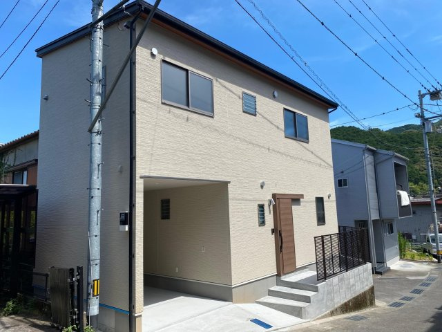 高知市神田の外観