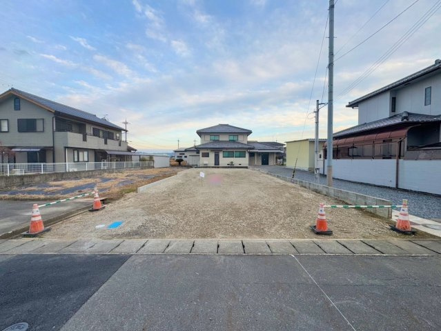 野洲市上屋　建築条件無し売土地の外観