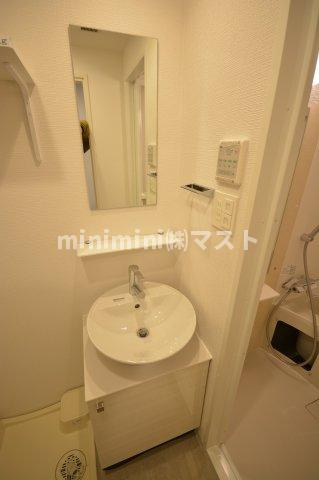 エスリードレジデンス大阪福島フロントの洗面所