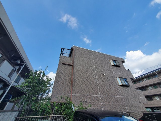 千葉市花見川区幕張本郷７丁目の賃貸マンションの外観