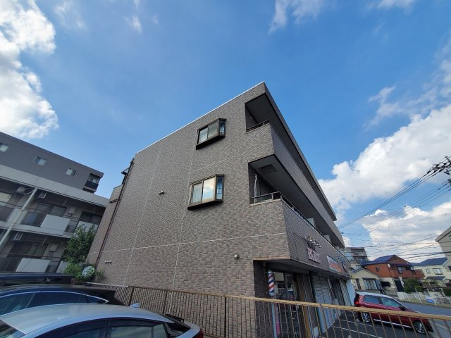 千葉市花見川区幕張本郷７丁目の賃貸マンションの外観