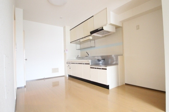 光町ハイムの居間・リビング|リビングです