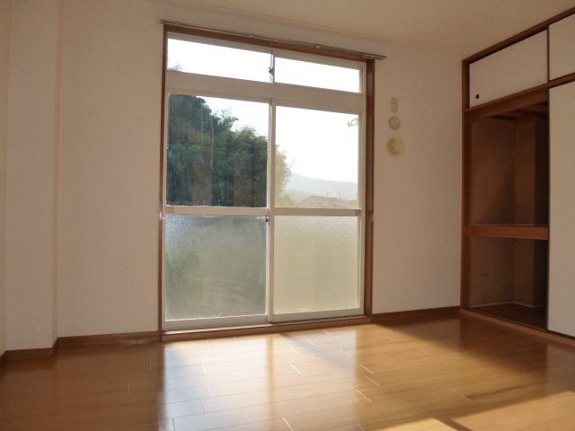 【居間・リビング】 | 洋室