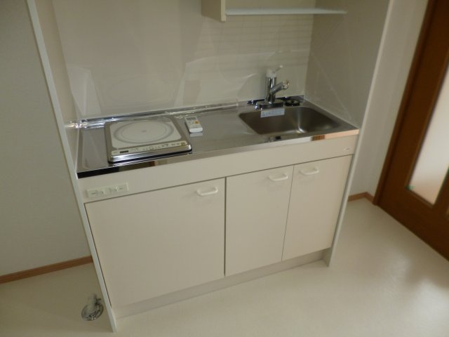 倉敷市茶屋町のアパートのキッチン|ＩＨコンロ付きキッチン