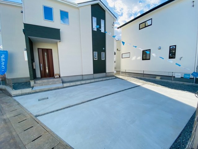 よかタウン／南区八幡７丁目2期／４号棟の駐車場|駐車場は平置きで２台