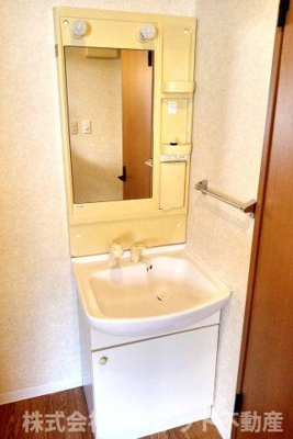 【洗面所】 | サンハイツ山ノ手 | 洗髪洗面化粧台