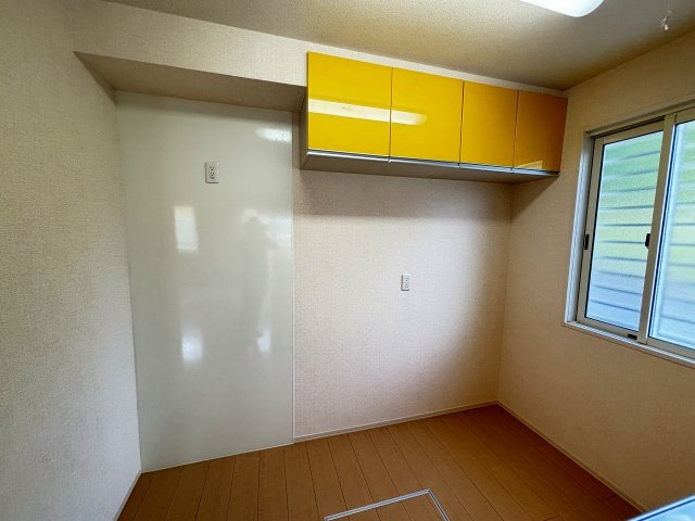 ☆キッチンカウンターに収納スペースがあります☆※反転タイプ