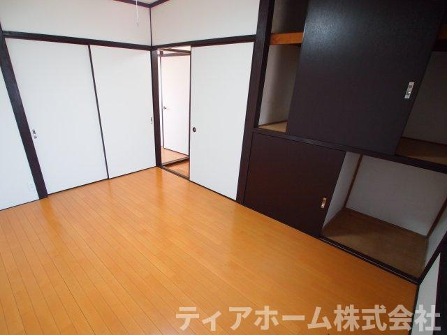 中曽司町テラスハウスの洋室