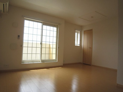 【居間・リビング】 | サン・フィオーレ大島Ⅱ