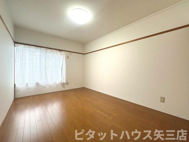 天神マンションⅠの居間・リビング|使いやすい居間です