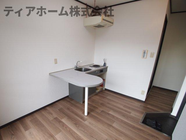 橋本市野の賃貸マンションの洋室|広々とした洋室です
