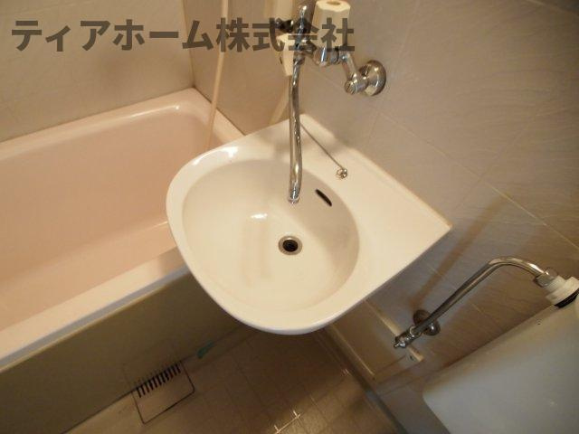 橋本市野の賃貸マンションの独立洗面台|独立洗面台です