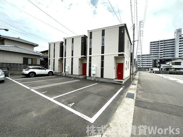 リブライフ末広Ⅱの駐車場