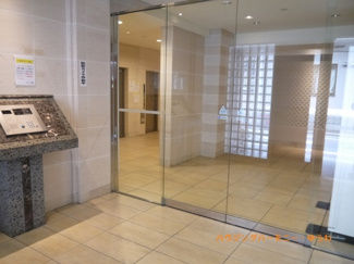 【エントランス】