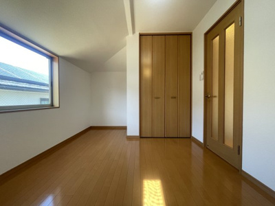 【洋室】 | 神戸市灘区上野通２丁目　中古戸建て