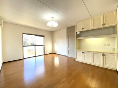 【居間・リビング】 | 加須市騎西　中古住宅   | 現地(2024年12月撮影)