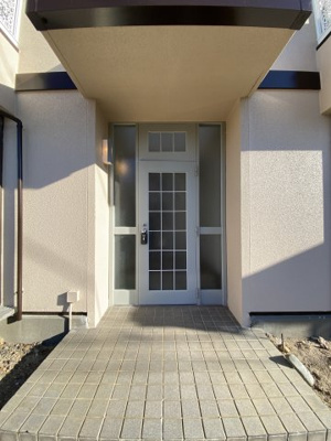 【玄関】 | 加須市騎西　中古住宅   | 現地(2024年12月撮影)