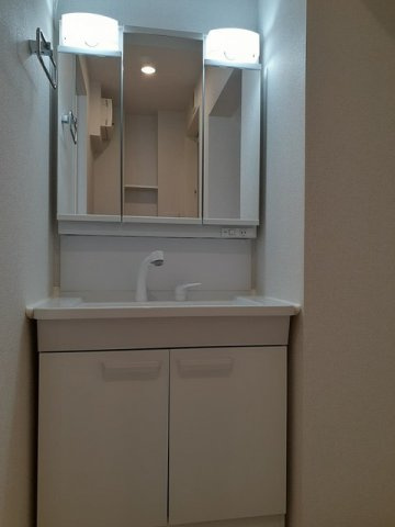 桜の洗面所