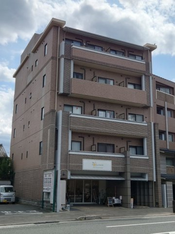 プラシード白川今小路の外観