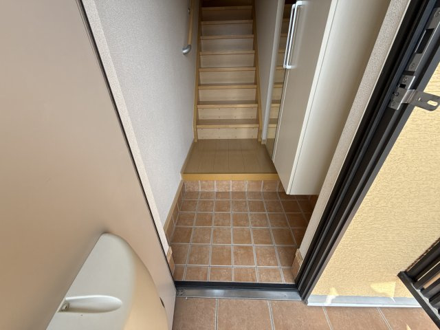 サン・フィオーレ大島Ⅱの玄関