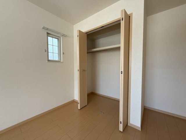 サン・フィオーレ大島Ⅱの収納