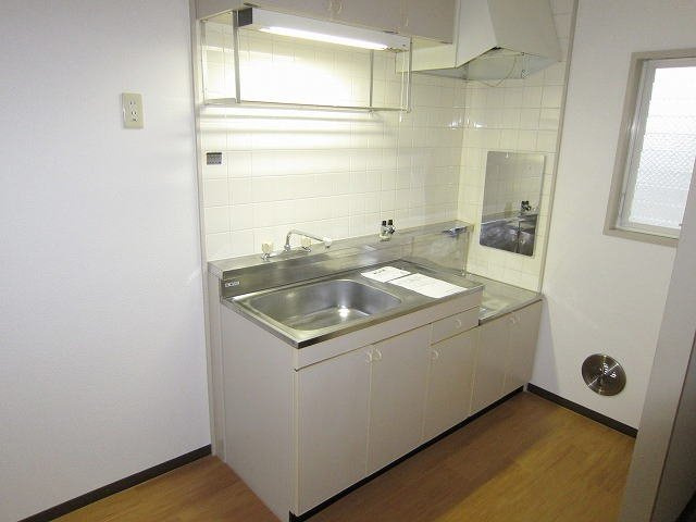 ロイヤル小林のキッチン