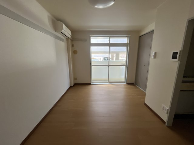 フラッツネオシティーの寝室