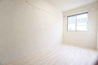 【寝室】 | Bloom Terrace