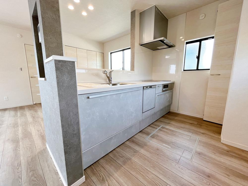 古河市茶屋新田　新築戸建16のキッチン