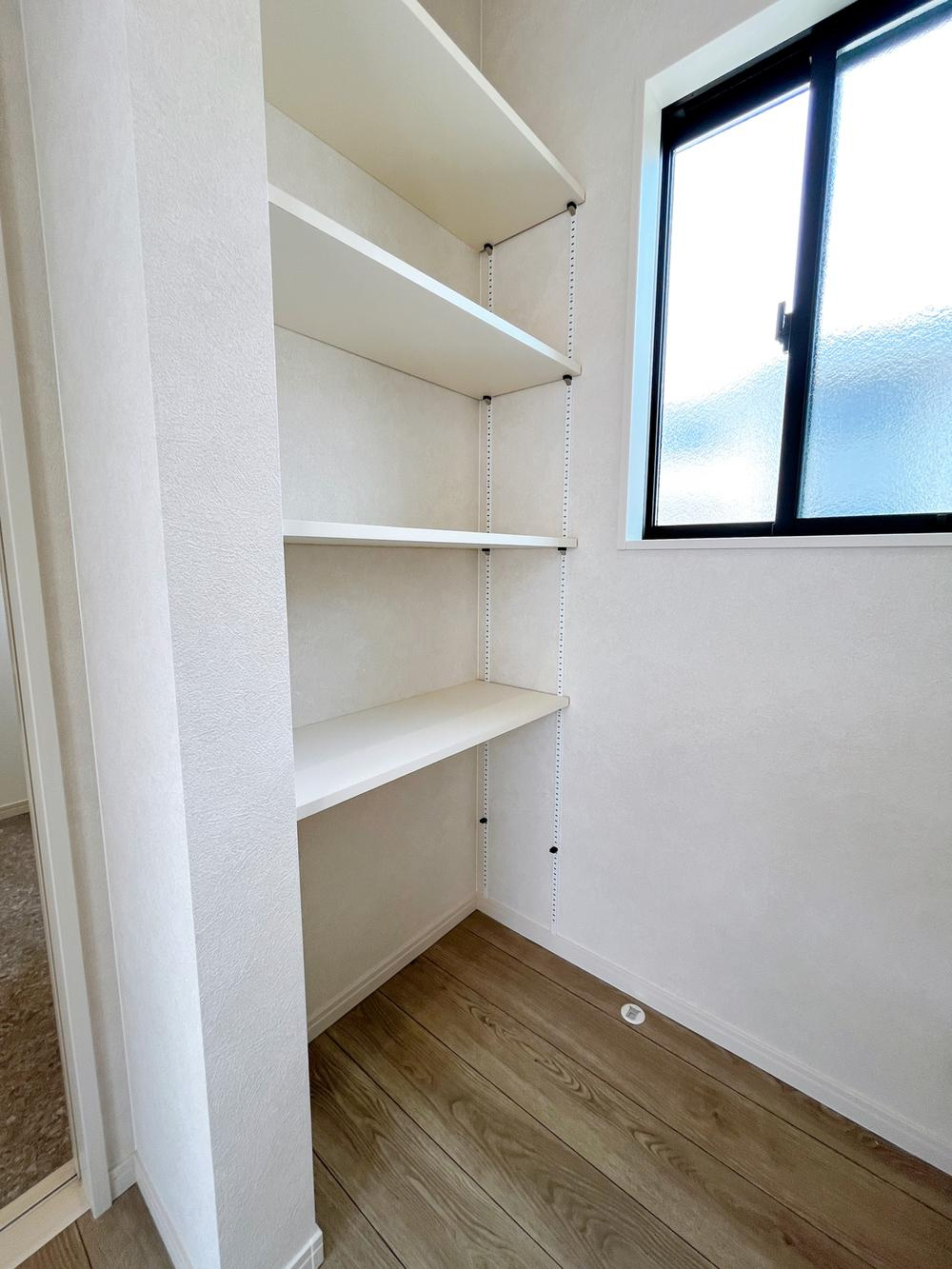 古河市茶屋新田　新築戸建16の収納