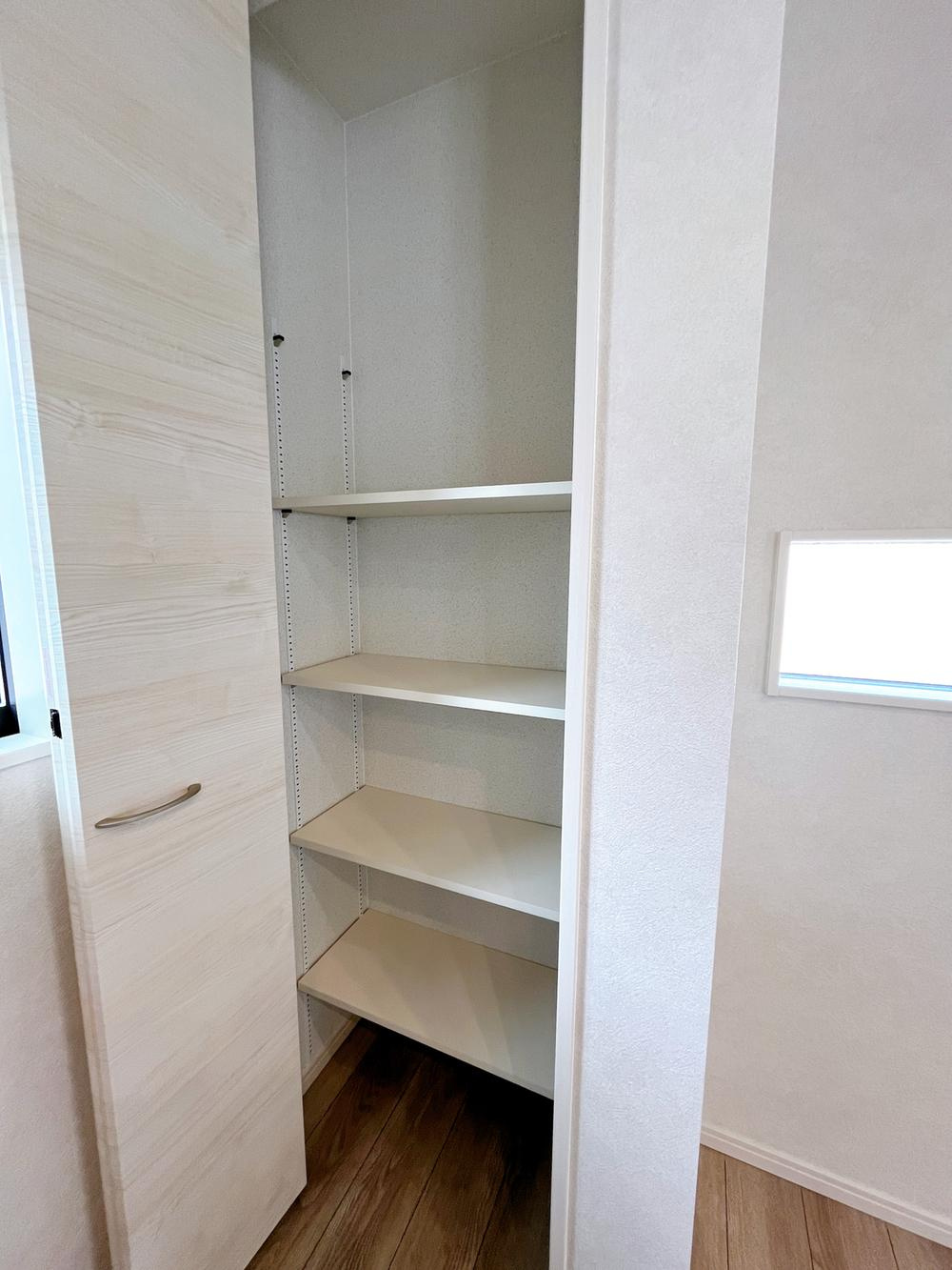 古河市茶屋新田　新築戸建16の収納