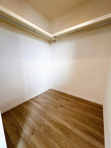 古河市茶屋新田　新築戸建16の収納