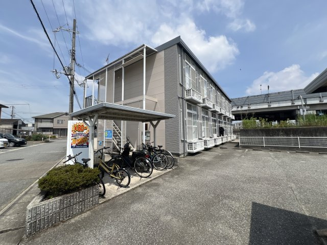 レグルスの外観