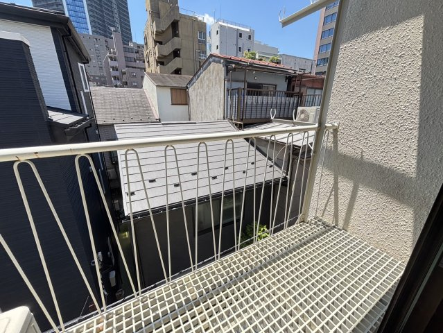 3階バルコニーです