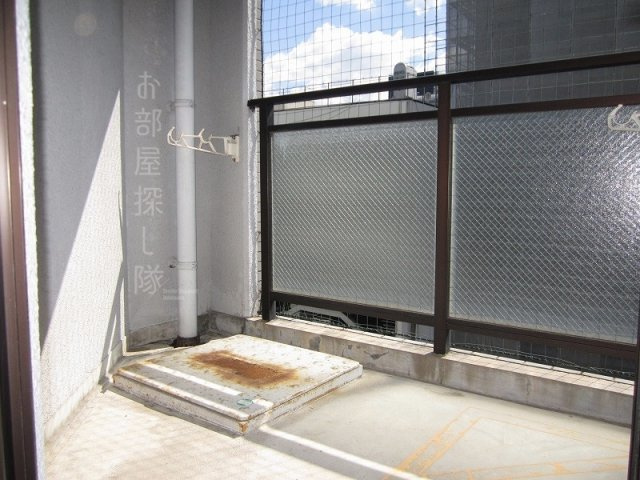 アーバンクルーザー六ツ門のバルコニー|同物件類似写真