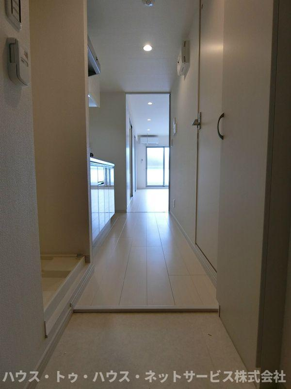 リブリ・メゾンアイ の玄関