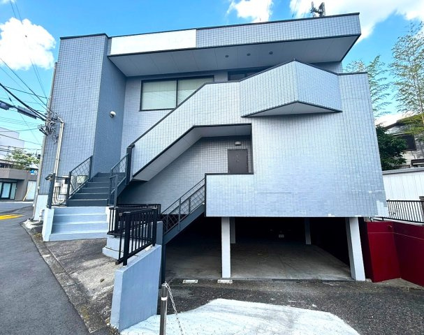 リバシティビル八王子(一棟ビル)の外観|屋上防水工事実施済　地上2階地下1階