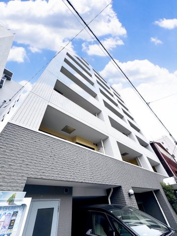 ソルフィエスタ両国の外観|2004年に竣工された総戸数32戸のマンション